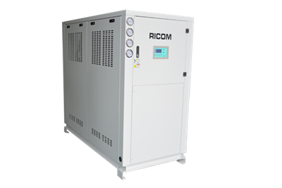 مبرد الماء بمضخة